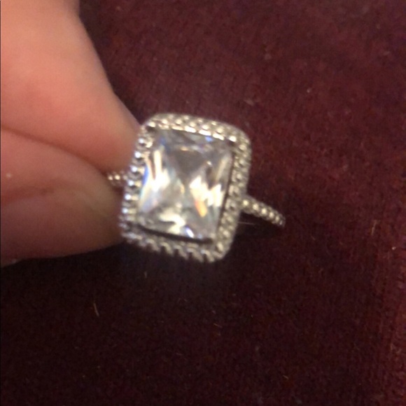 Sterling silver ring - Picture 2 of 2